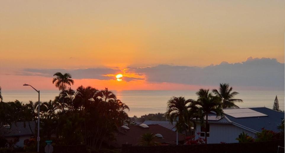 Komohana Hale Llc Kailua-Kona Buitenkant foto
